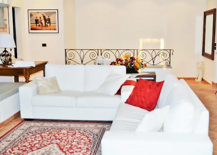 Bed & Breakfast La Villa Di Arezzo 3*