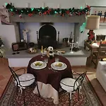 Oda ve Kahvaltı La Di 3*