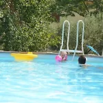 Oda ve Kahvaltı La Di